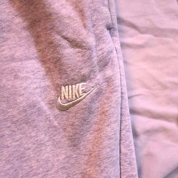 PLUS SIZE 3X Nike Heathered Light Purple Capri Length Sweatpants - Picture 4 of 11